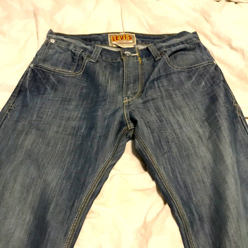 Men’s Levi jeans
